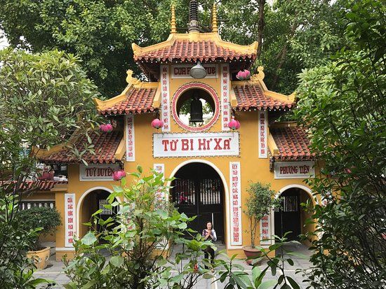 Quan Su Temple